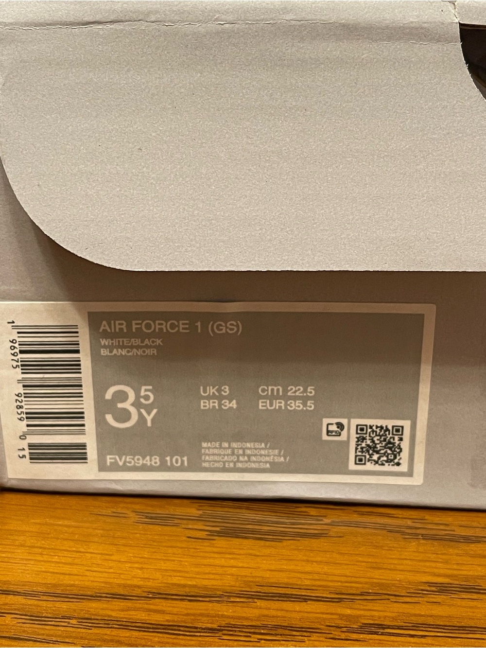 Nike Air Force 1 - Picture 10 of 11